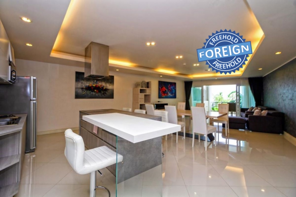 2 Bedroom Foreign Freehold Condo for Sale by Owner at Karon Butterfly, Phuket
