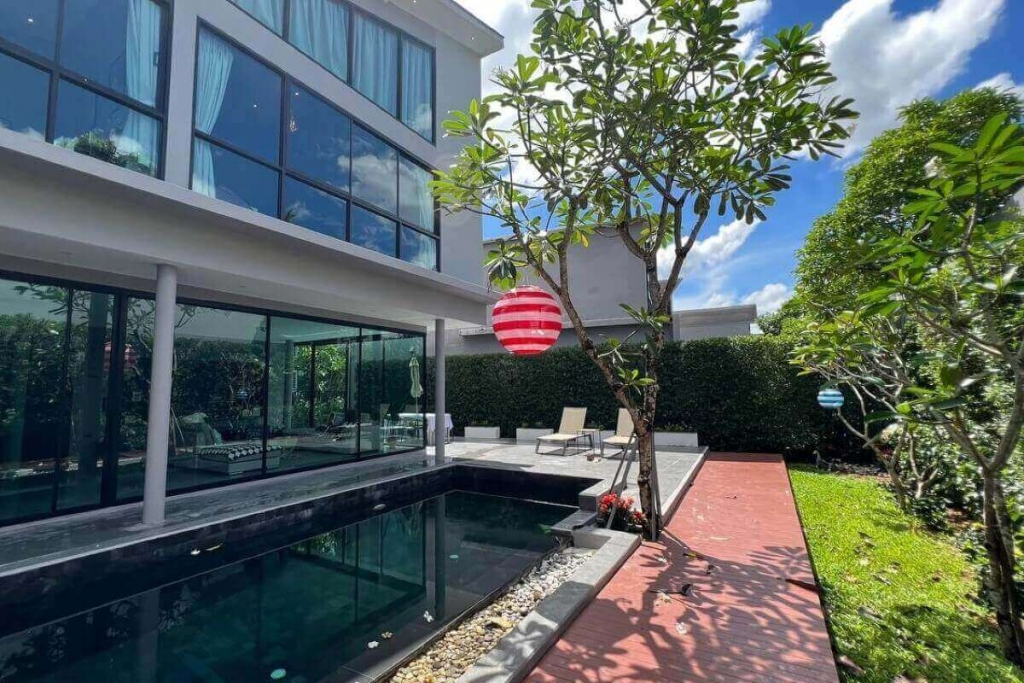3 Bedroom Modern Loft Style Pool Villa for Sale in Cherng Talay, Phuket