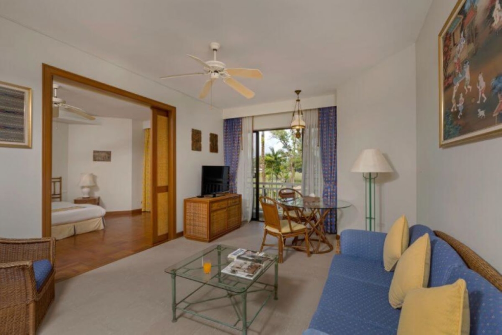1 Bedroom Freehold Golf Course View Condo for Sale in Laguna, Phuket