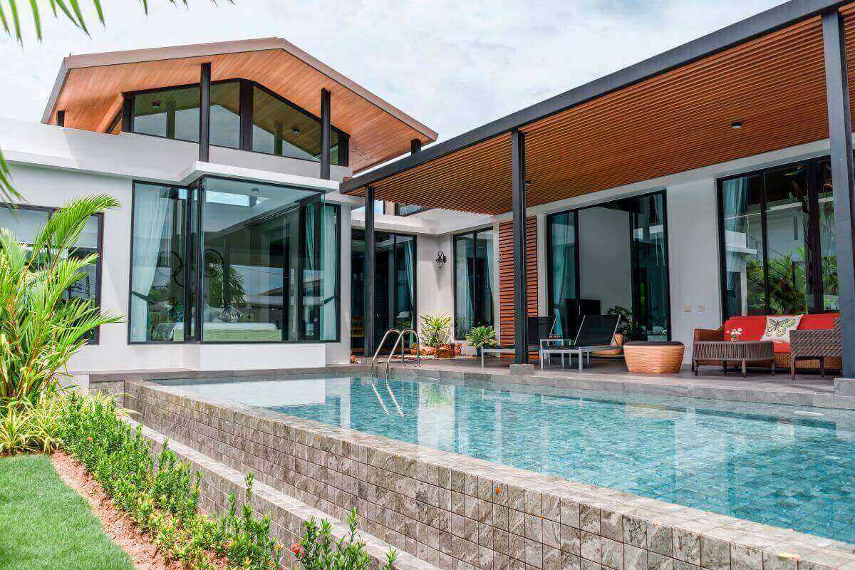 4 Bedroom Modern Loft Pool Villa for Sale near Nai Harn Beach, Phuket