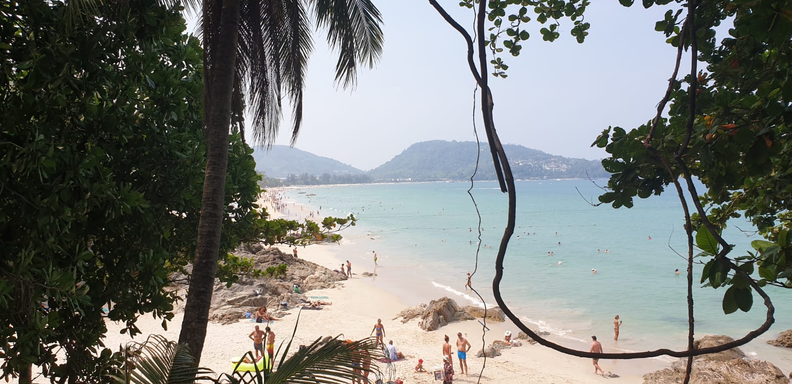 Villas and Condominiums in the Patong Beach Area I Thai Residential