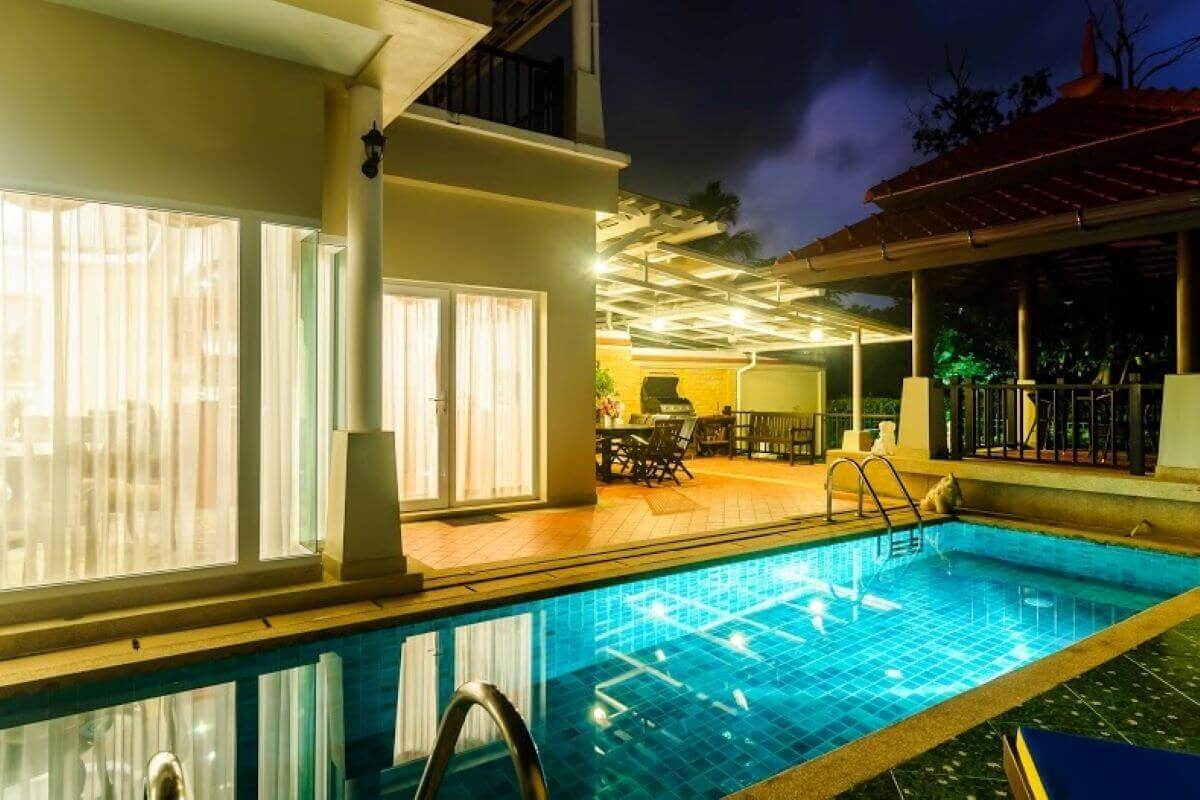 4 Bedroom Pool Villa zum Verkauf durch Eigentümer in Laguna, Phuket
