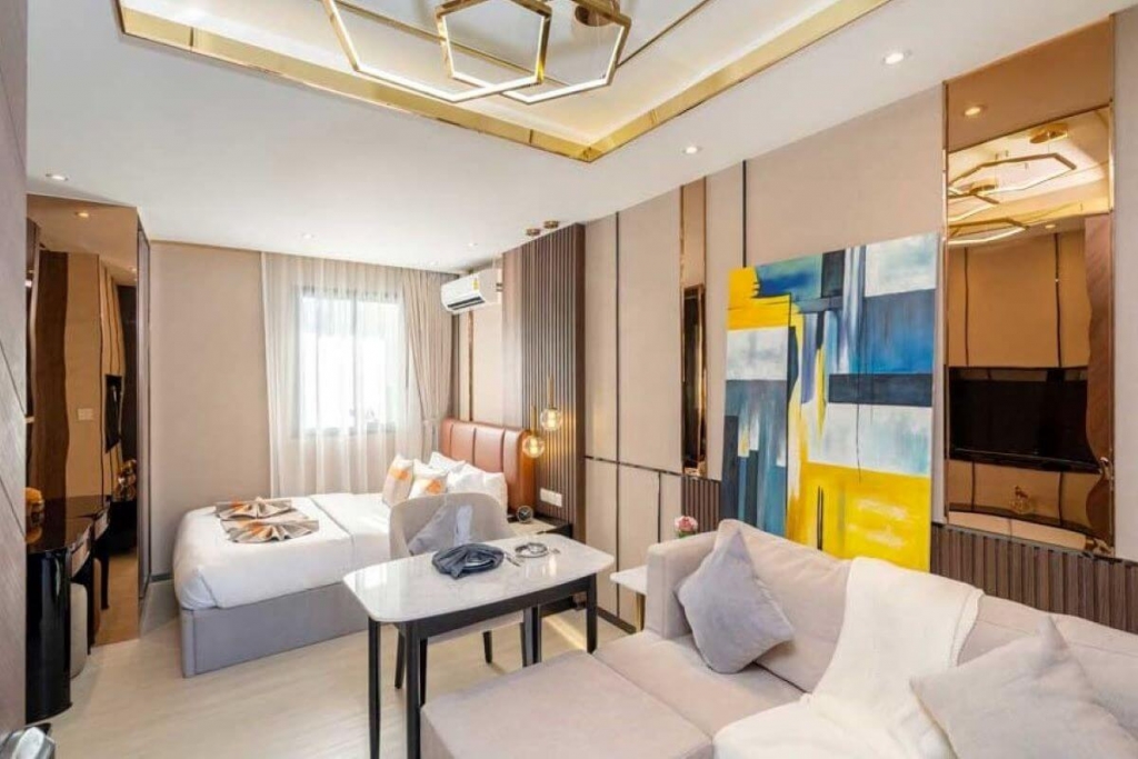 Studio Freehold Condo for Sale near the airport and Nai Yang Beach, Phuket