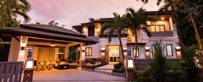 Villa con 4 camere da letto e piscina di lusso in vendita a Phuket Boat Lagoon a Kohkaew, Phuket