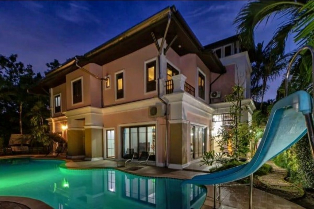 5 Bedroom Pool Villa for Sale at Phuket Boat Lagoon in Kohkaew, Phuket