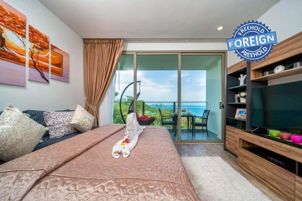 Studio Foreign Freehold Sea View Condo for Sale in Oceana Resort in Kamala, Phuket