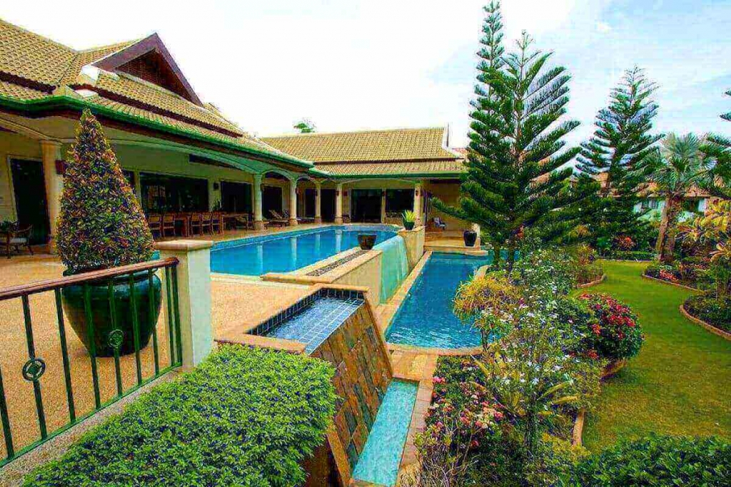 6 Bedroom Panoramic Mountain View Pool Villa with 2 Swimming Pools for Sale near Nai Harn Beach, Phuket