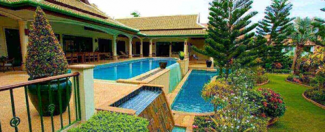 6 Schlafzimmer Panoramablick auf den Berg Pool Villa mit 2 Swimmingpools zum Verkauf in der Nähe von Nai Harn Beach, Phuket