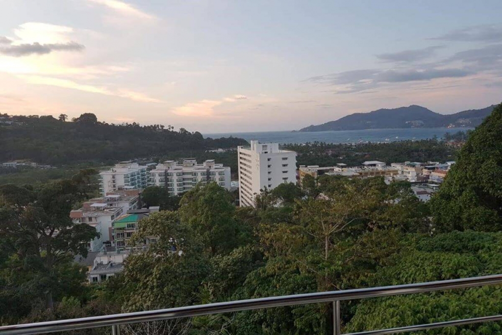 Diamond Condominium/ Patong,, Phuket  Thailand