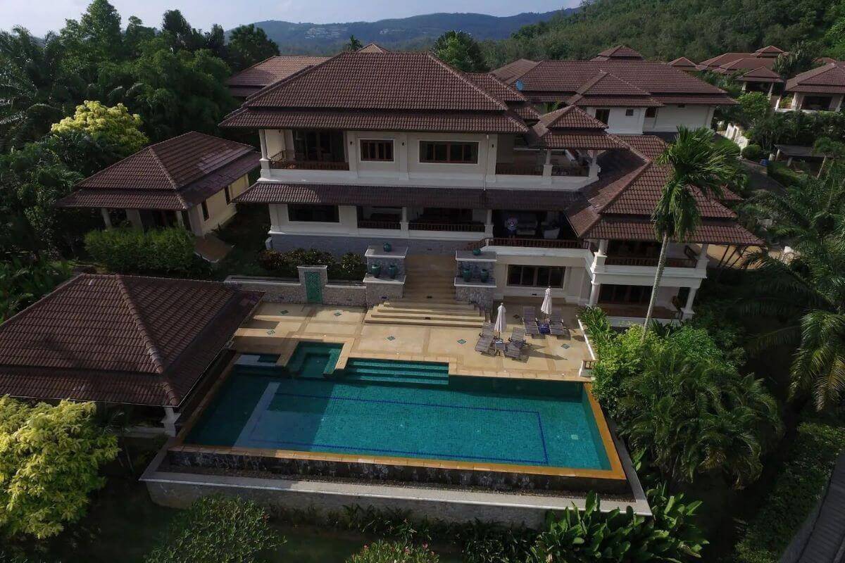 5 Bedroom Hilltop Pool Villa for Rent Ovelooking Laguna in Cherng Talay, Phuket
