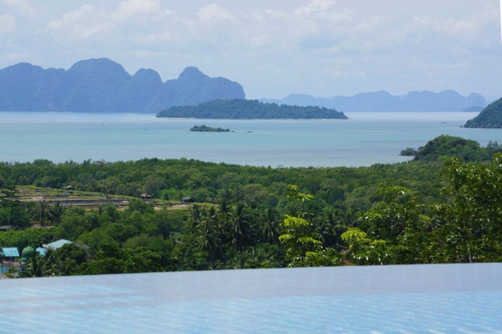 Ao Po, Phuket Thailand