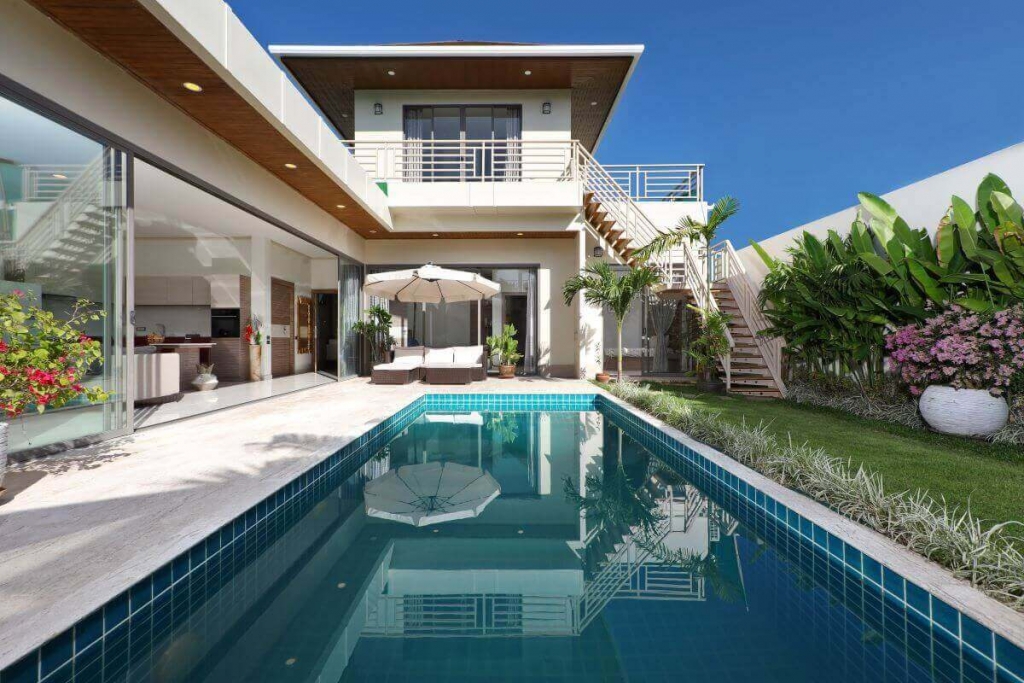 4 Schlafzimmer brandneue moderne Pool Villa zum Verkauf in der Nähe von Rawai Beach, Phuket