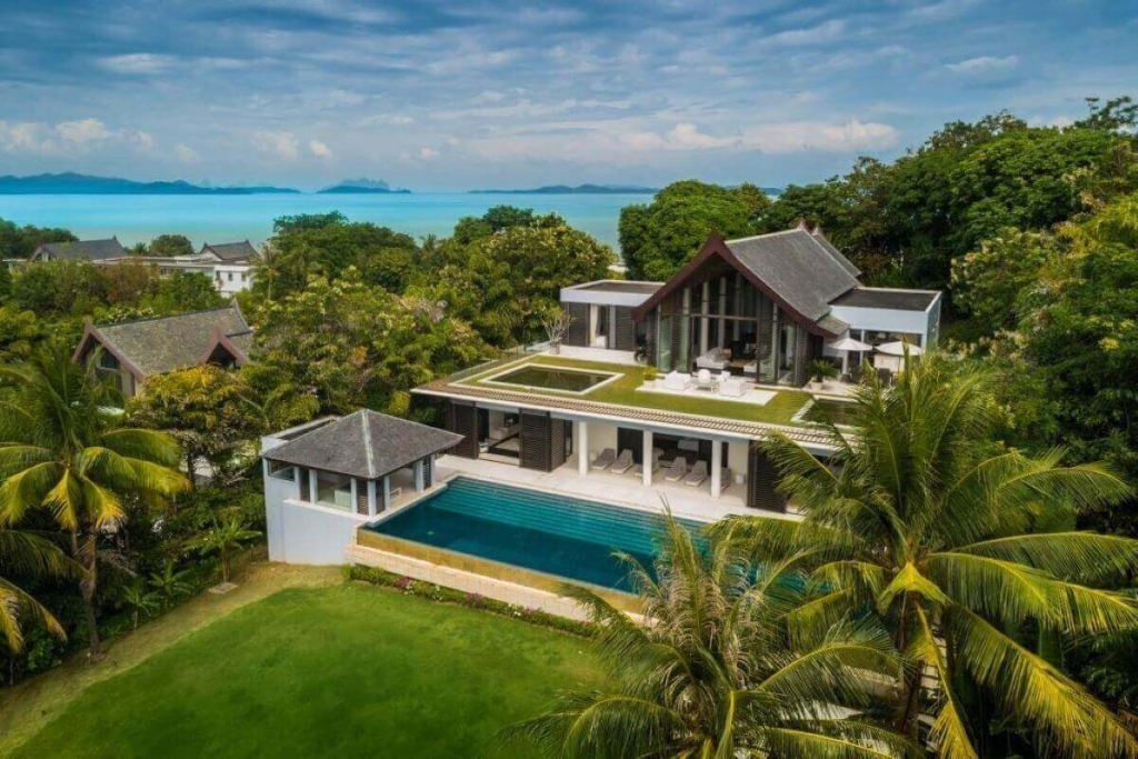 普吉岛亚穆角出售 5 卧室海景豪华泳池别墅，可通往海洋