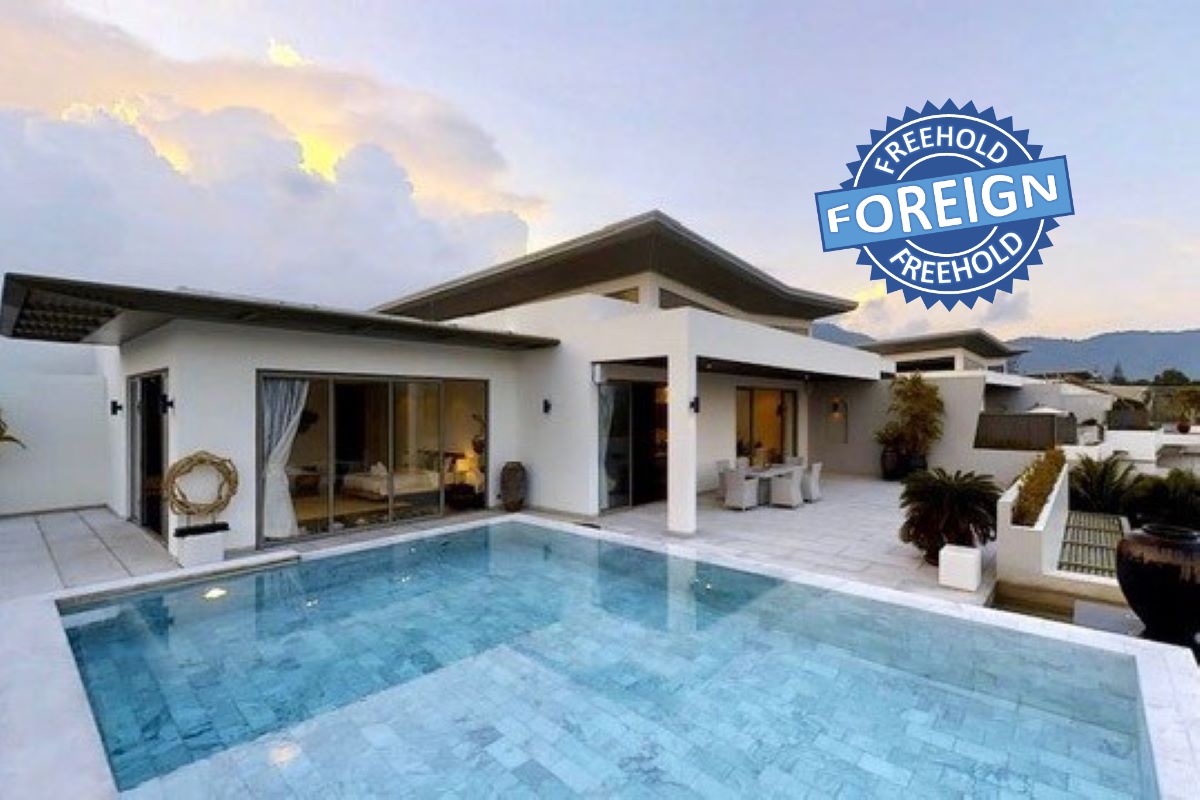 3 Bedroom Foreign Freehold Penthouse Condo with Private Pool for Sale Walk to Bang Tao Beach, Phuket