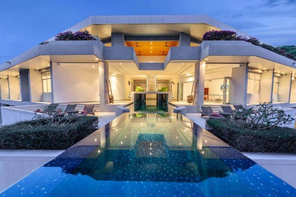 Ao Po, Phuket Thailand