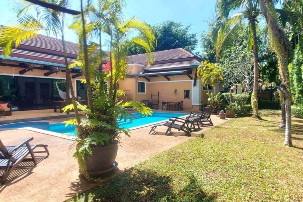 4 Bedroom Family Pool Villa for Sale by Owner on Large Plot near Homepro & Villa Market in Chalong, Phuket