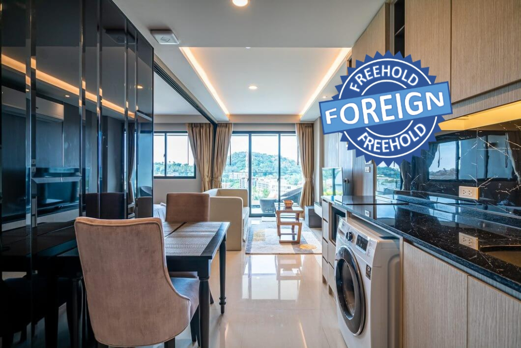 Ausländische Eigentumswohnung mit 1 Schlafzimmer, Meerblick und Balkon-Jacuzzi zum Verkauf durch den Eigentümer bei Panora in der Nähe von Surin Beach, Phuket