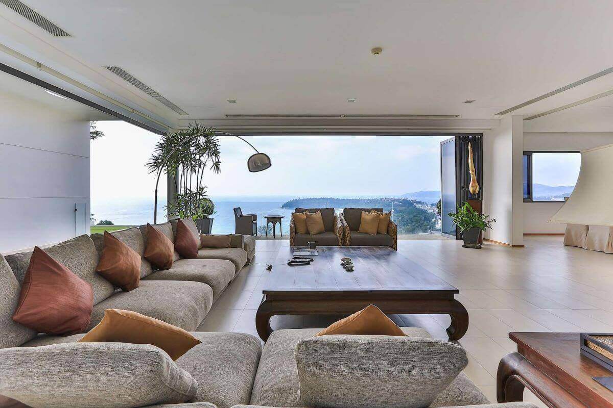 普吉岛卡塔海滩附近的高地出售 3 卧室顶层公寓，享有海景和私人游泳池