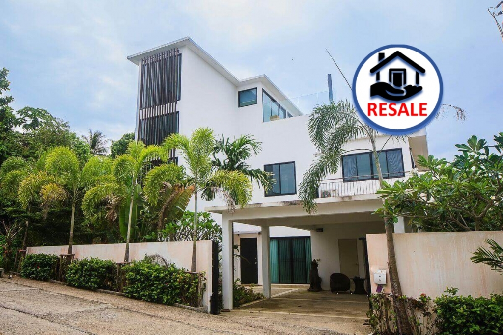 3 Bedroom Pool Villa with Sea View Lounge & Rooftop Pool for Sale in Rawai, Phuket