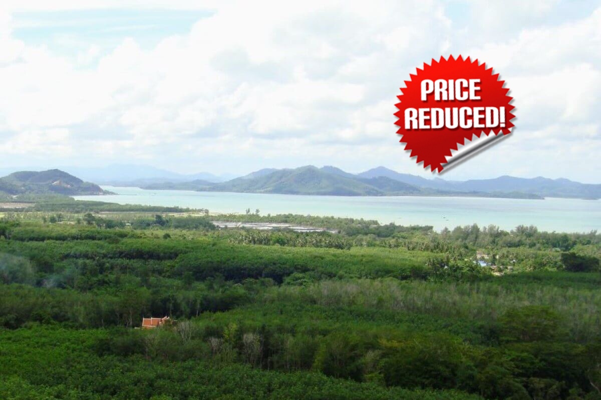 普吉岛他朗观澜湖高尔夫球场附近的 11.2 莱（17,920 平方米）海景土地出售