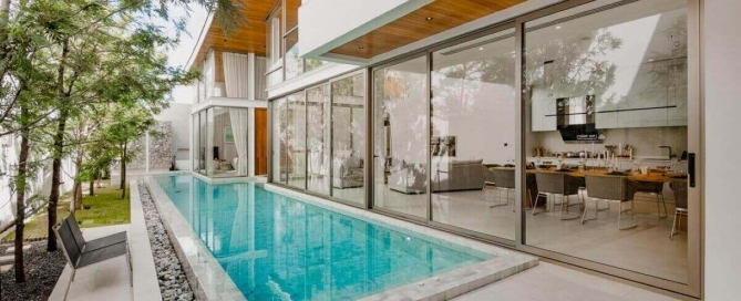 4+1 Bedroom Modern Thai-Style Pool Villa for Sale 8 Mins to Boat Avenue in Cherng Talay, Phuket