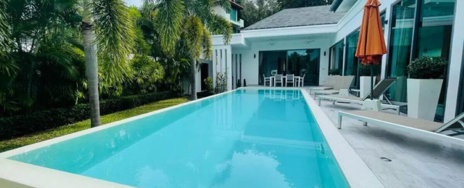 3 Bedroom Modern Balinese-Style Tropical Pool Villa for Sale in Soi Samakki in Rawai, Phuket
