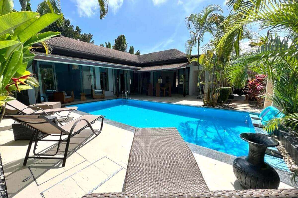 3 Bedroom Modern Pool Villa for Sale in Soi Suksan in Rawai, Phuket