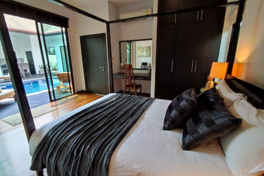 Cherng Talay, Phuket Thailand