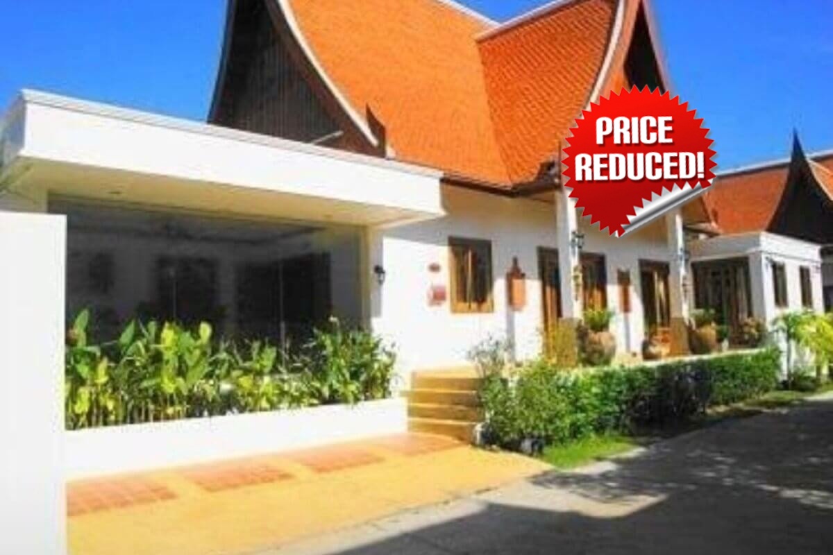 4 Bedroom Pool Villa for Sale by Owner 5-7 mins to Nai Harn Beach in Rawai, Phuket