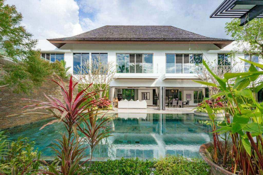 Cherng Talay, Phuket Thailand