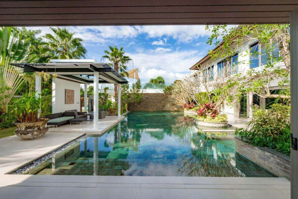 Cherng Talay, Phuket Thailand