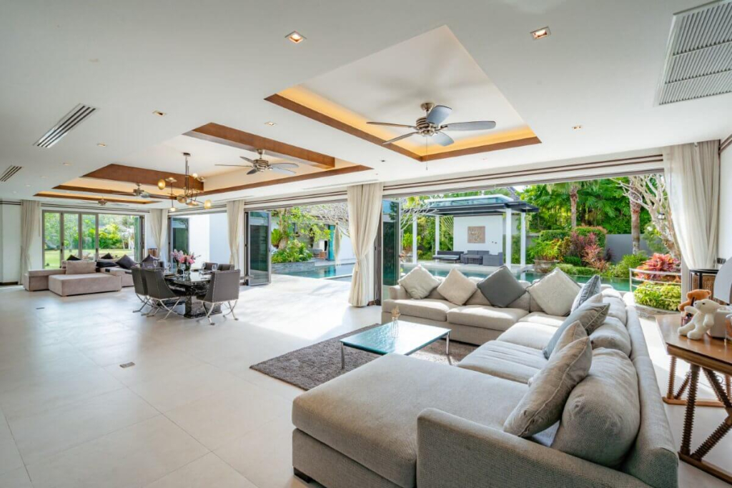 Cherng Talay, Phuket Thailand