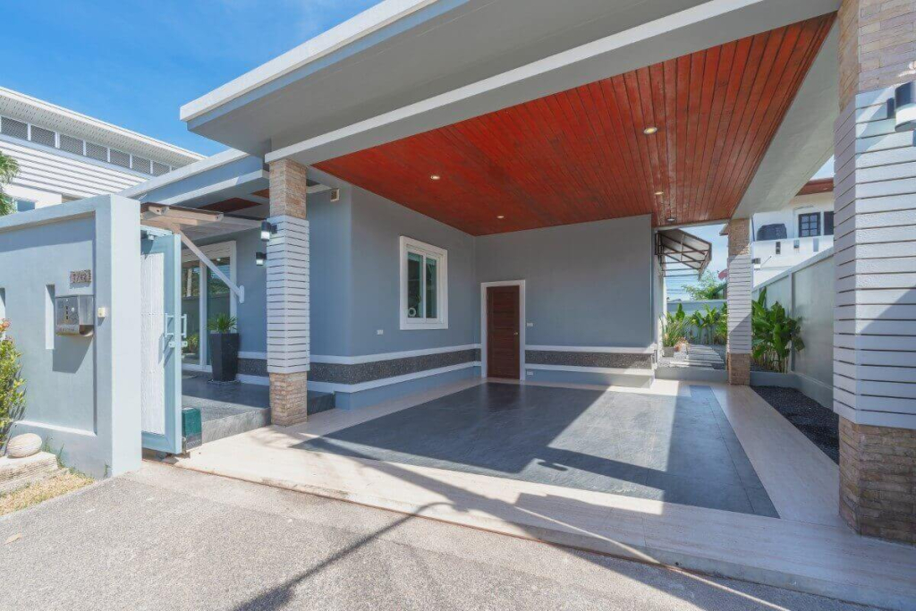 Soi Pattana Rawai, Phuket Thailand