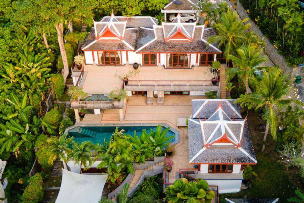 4 卧室海景泰式豪华泳池别墅出售，位于普吉岛 Ayara Walk 至苏林海滩
