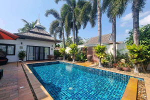 Nai Harn,, Phuket  Thailand