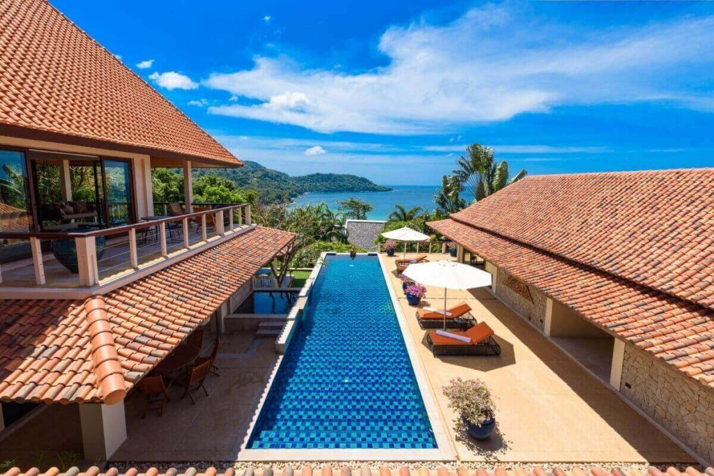 Luxuriöse Poolvilla mit 4-5 Schlafzimmern und Meerblick zum Verkauf am Katamanda Walk to Kata Noi Beach, Phuket