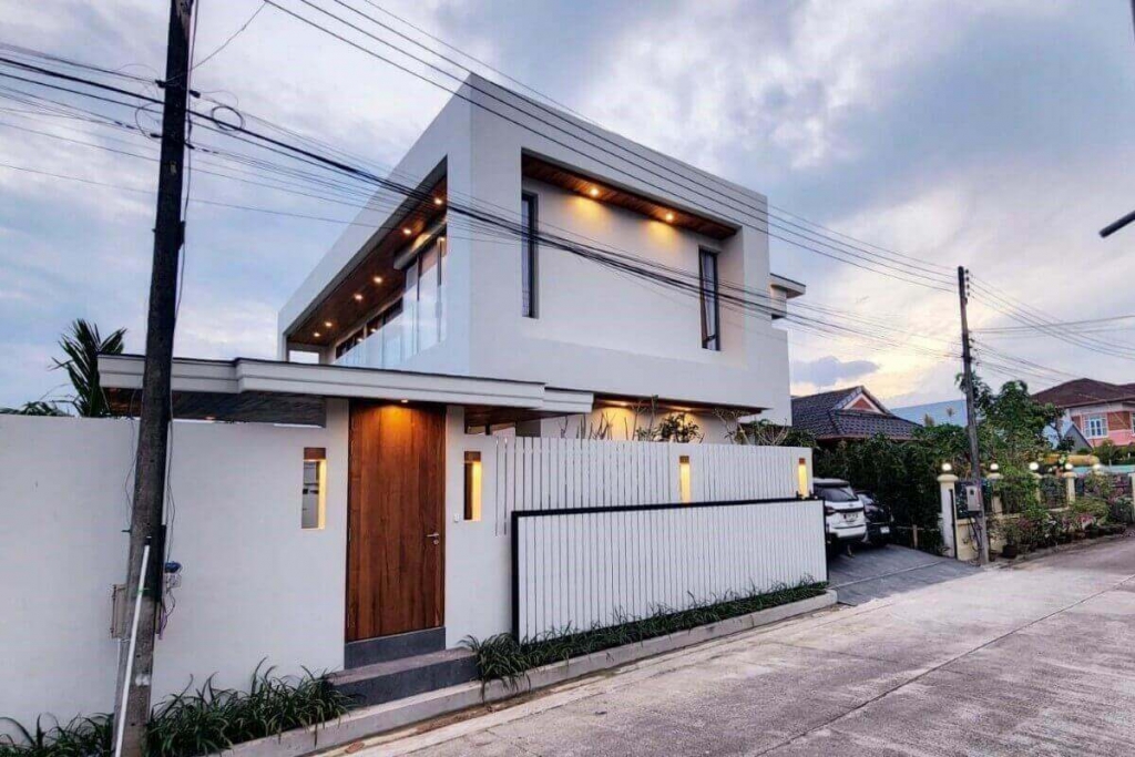Land & House Park  Chalong,, Phuket  Thailand
