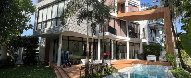4 Bedroom Pool Villa Along the Fairway of Phuket Country Club for Sale by Owner in Kathu, Phuket