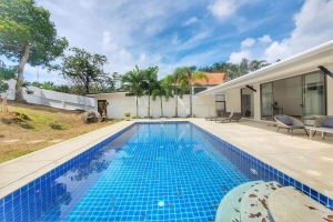 Nai Harn,, Phuket  Thailand