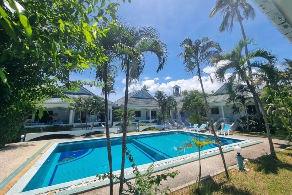 8 Bungalow Guest Houses for Sale By Owner 5 Min Walk to ISP in Rawai, Phuket