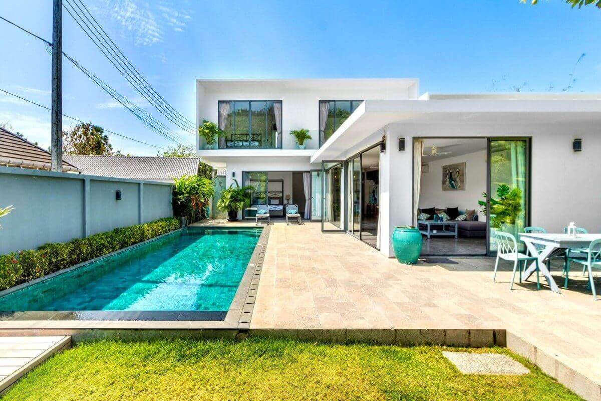 3 Bedroom Modern Pool Villa for Sale by Owner near Yanui Beach in Rawai, Phuket