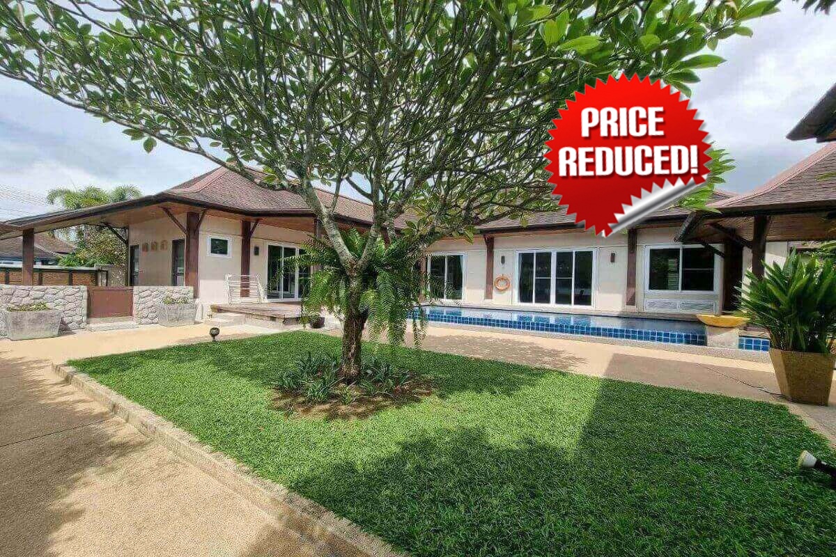 3 Bedroom Oriental-Style Pool Villa for Sale near Layan Beach and Laguna in Cherng Talay, Phuket