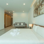 3–4 bedroom pool villa with large pool in Rawai, Phuket master bedroom with walk in closet PSV-RAW-1099