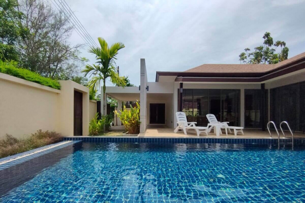 3 Bedroom Family Pool Villa 5 Minutes to Nai Harn Lake in Rawai, Phuket