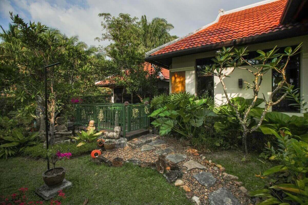 Cherng Talay, Phuket Thailand