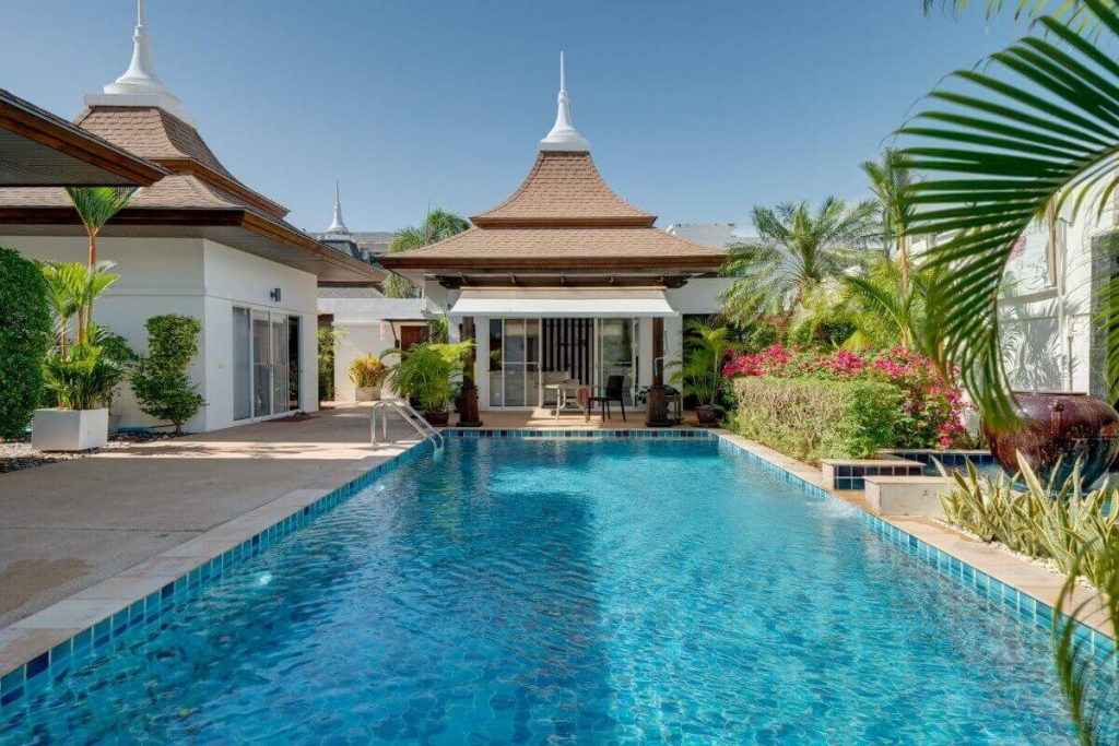 Nai Harn, Phuket Thailand