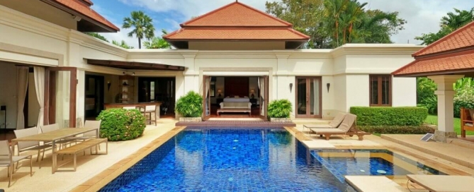 4 Bedroom Pool Villa on Large 1,300 Sqm Plot for Sale near Boat Avenue & Bang Tao Beach in Cherng Talay, Phuket