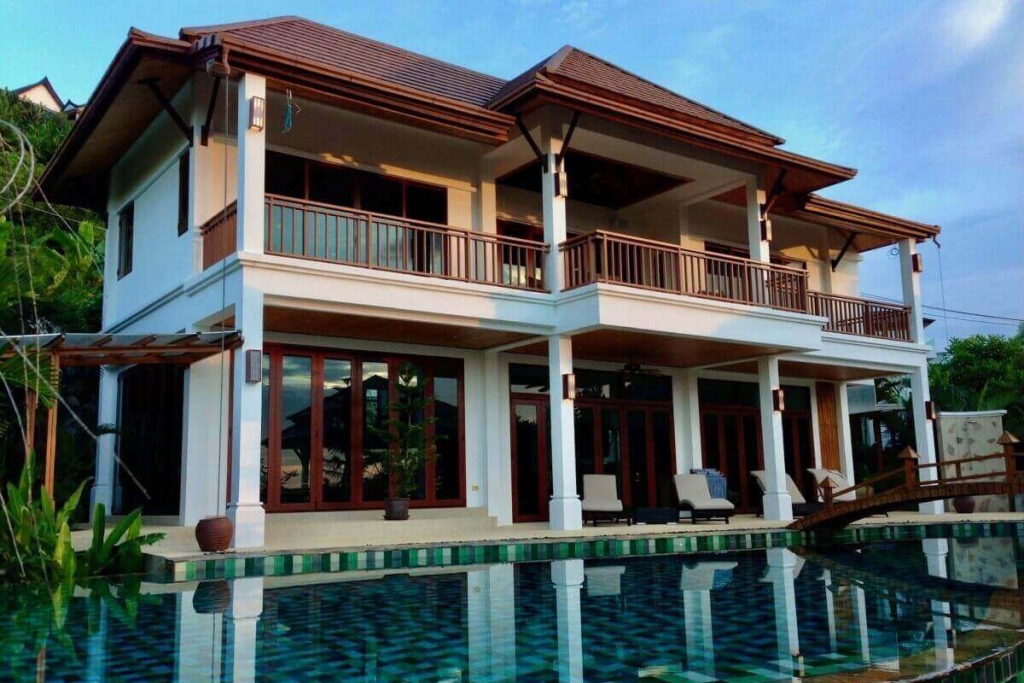 Nai Harn, Phuket  Thailand