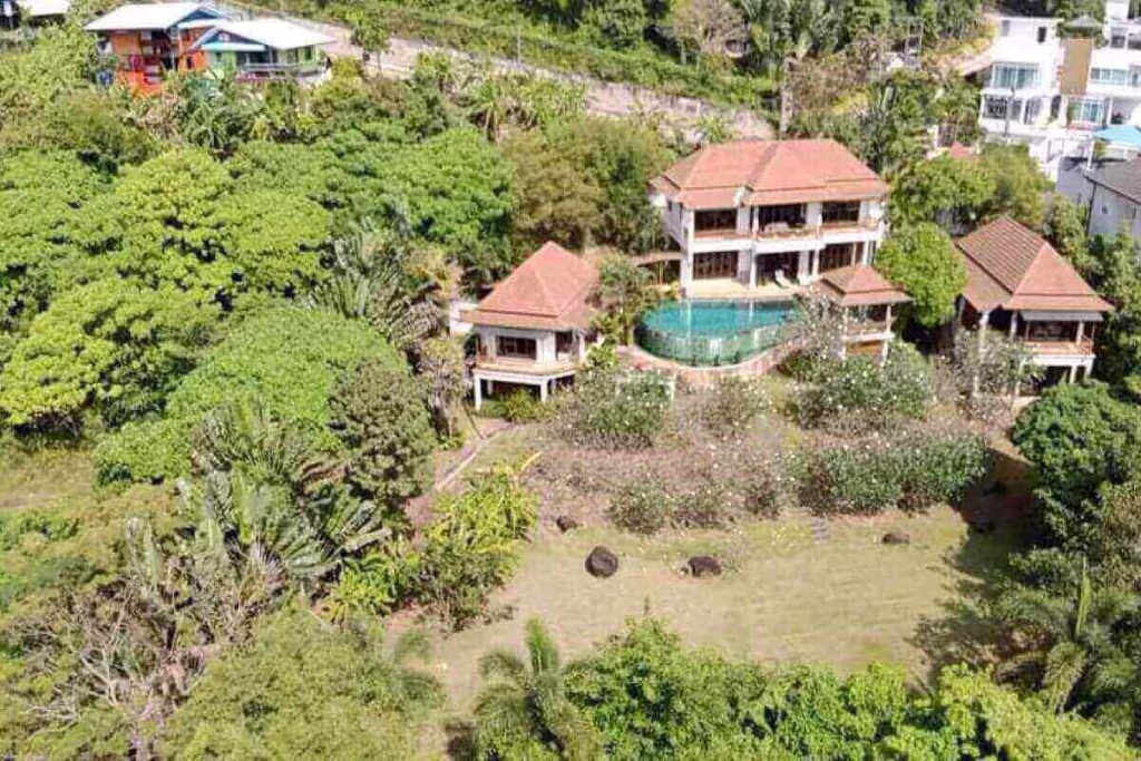 Nai Harn, Phuket  Thailand