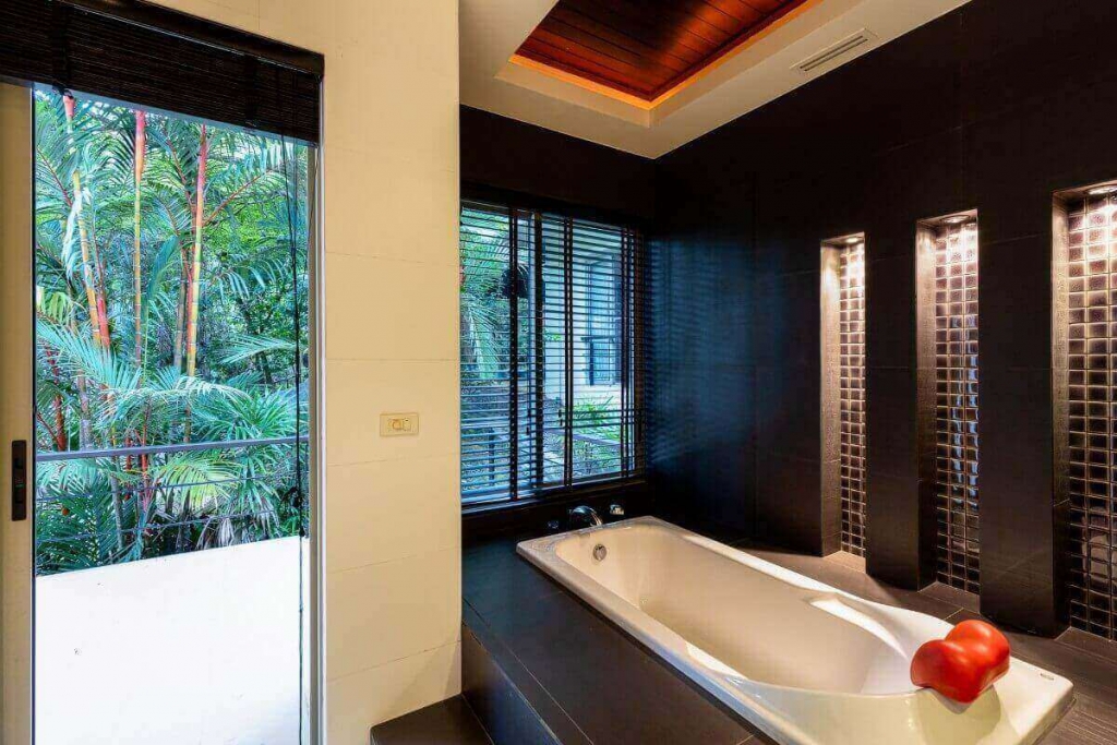 Ao Po, Phuket Thailand